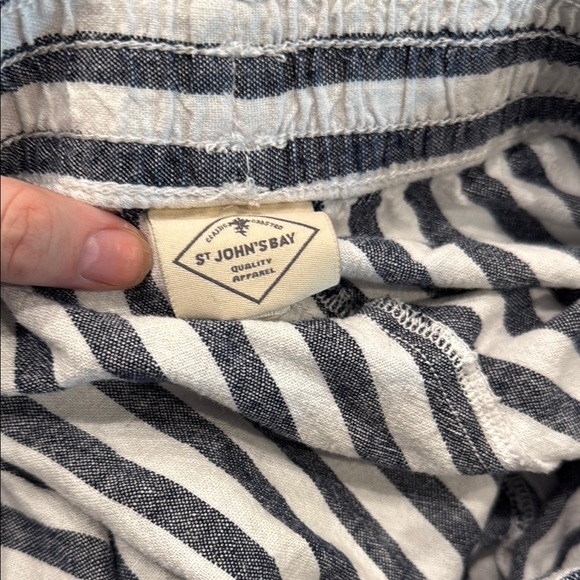 Two Pair - Cream and Blue Linen Blend Shorts with Tropical Print - Picture 5 of 5